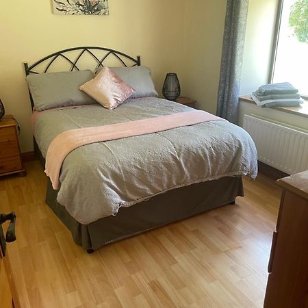 Castlegregory-Seaside 2 Bedroomed Cottage Exterior foto